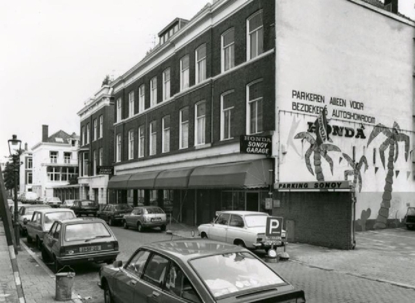 1981 De Ruijterstraat - de Bazarstraat.