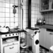 Keuken van een flat in Den Haag. 1957