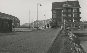 Leyweg, hoek Oude Haagweg Thorbeckelaan 1955