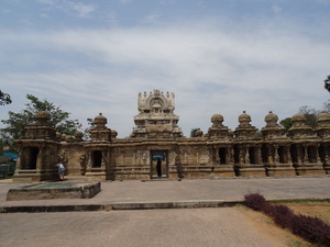1BB Kanchipuram, kleinere tempel _DSC00097
