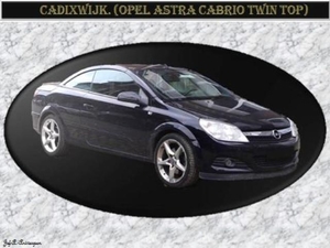 Cadixwijk. (Opel Astra Cabrio Twin top)