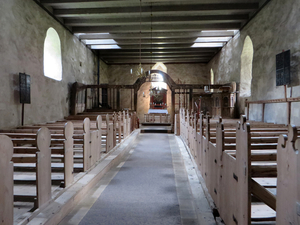 Binnen in de oude kerk