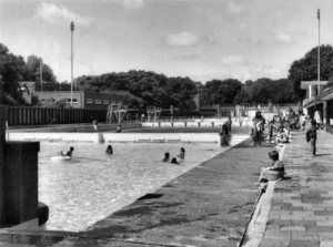 Den Haag 1975 - Zwembad Zuiderpark