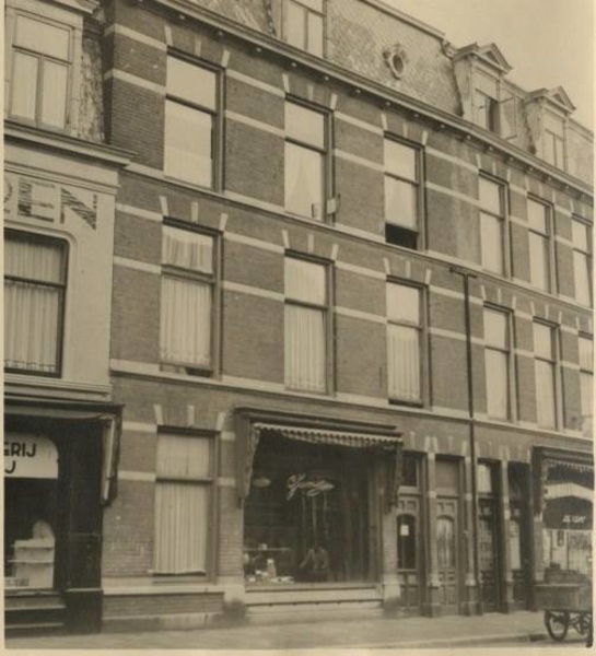 1941 Badhuisstraat 214, filiaal van C. Jamin