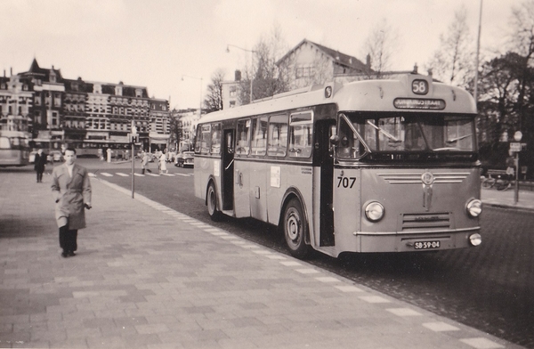 707, lijn 58, Jongkindstraat, 1957 (foto Verz. C. Scholte)