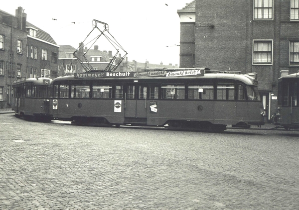 112, lijn 10, Spartastraat, 2-12-1956 (foto W.J. van Mourik)