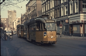113, lijn 8, Witte de Withstraat, 1968 (foto J. Oerlemans)