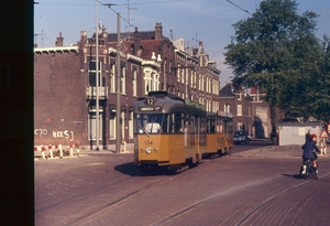 134, lijn 12, Wolphaertsbocht, 23-5-1972 (dia R. van der Meer)