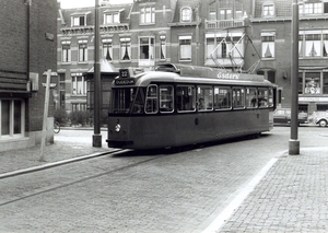 2, lijn 22, Concordiastraat, 24-5-1957 (foto W.J. van Mourik)
