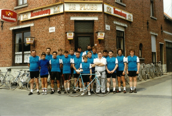 Nieuw lokaal” Caf De Ploeg”1989