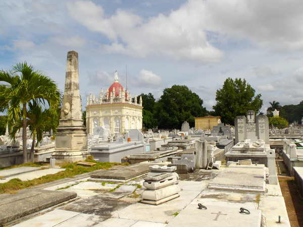 IMGP0886(Cementerio Cristobal Colon Havana)