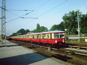 DB S-Bahn Berlin 447.080 Berlijn Charlottenburg