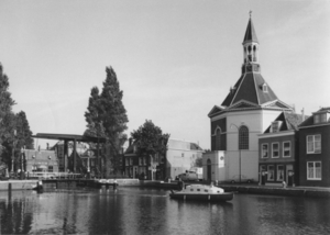 Leidschendam ca 1967 - gezicht naar de Sluisbrug