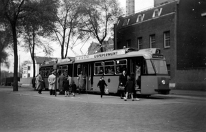 233, lijn 3, Oranjeboomstraat, 26-4-1957 (T. van Eijsden)