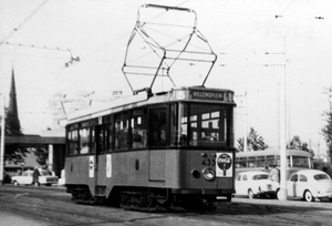 435, lijn 5, Stationsplein, 8-7-1962 (T. van Eijsden)