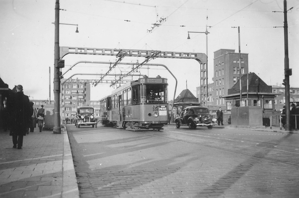 538, lijn 4, Mathenesserbrug, 1938 (L. Stigter)