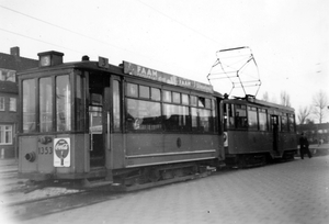 Aanhangrijtuig 1353, lijn 3, Groenezoom, 12-1-1952 (foto H.J. Hag