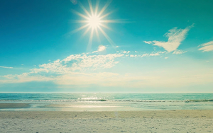 zomer-foto-strand-zee-landschap-wallpaper-blauwe-lucht-zon-weersp