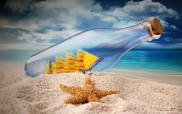 mooie-3d-foto-afbeelding-van-een-strand-met-een-schip-in-een-fles