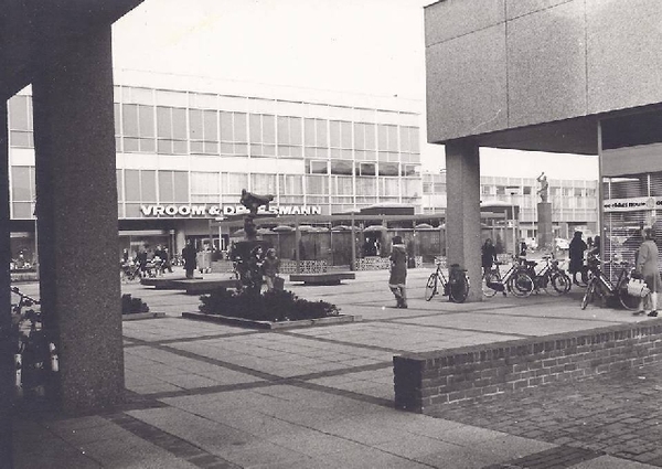 V & D Roosendaal rond 1981.