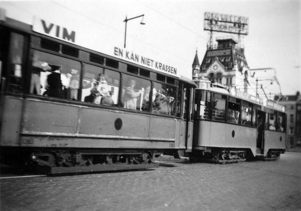 1383, lijn 3, Geldersekade, 8-6-1950 (E.J. Bouwman)