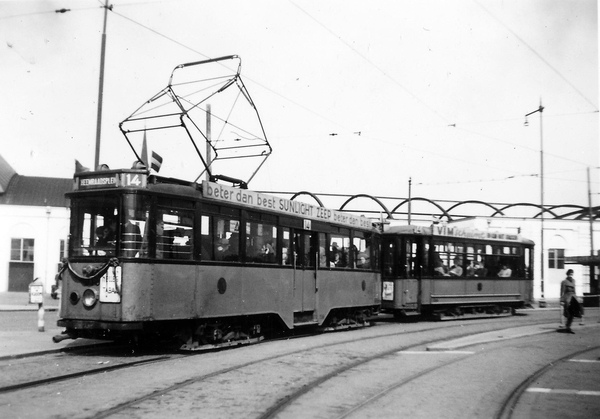 536, lijn 14, Stationsplein, 14-4-1947 (H. Heymeyer)