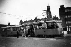 571, lijn 14, Stationsweg, 25-6-1948 (foto H. Selbeck)