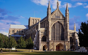 hd-achtergrond-met-Kathedraal-van-Winchester-in-Engeland