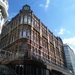 Nederlands oudste warenhuis staat fraai in de zon. V&D Amsterdam 