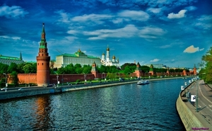 russia-moscow-kremlin_901089072