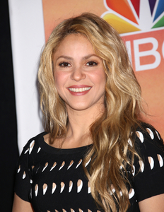 Shakira_-_2014_iHeartRadio_Music_Awards_in_LA_-_01-05-2014_023