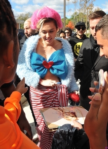 Miley Cyrus - Campaigning for Hillary Clinton at George Mason Uni