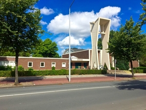 De Adventkerk op de Hengelolaan
