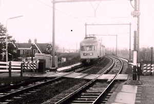 Station Leidschendam Voorburg 70-er jaren trein vanaf Voorburg
