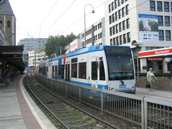 KVB 4040 (7) Heumarkt Koln 03-08-2005