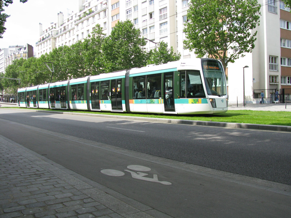 RATP 304 (T3) Boulevard Brune Paris 16-06-2010