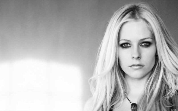 h500-avril-lavigne-1920x1200-37228