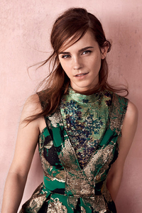 Emma-Watson-Vogue-UK-2015