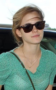 Emma-Watsons-Sweet-Picture-In-Green