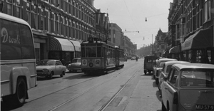 Weimarstraat, gezien ter hoogte van de Beeklaan (midden) richting
