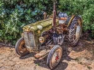 tractor-2396799_960_720