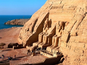 Nubian_Monuments_Abu_Simbel,_Egypt