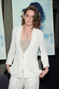 kristen-stewart-at-clouds-of-sils-maria-screening-hosted-by-ifc-i