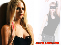 Avril_Lavigne_-_Sexy_Wallpapers_021