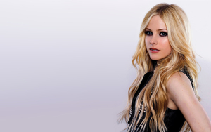 Avril_Lavigne_-_Sexy_Wallpapers_083
