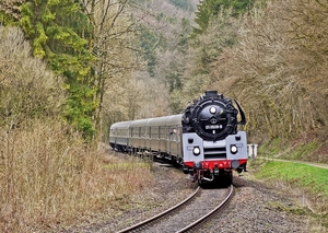 steam-locomotive-2657889_960_720