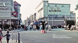 V & D Apeldoorn 1958. Ik vind 'm prachtig !!