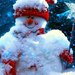 schneemann-mit-mutze-und-handschuhe-bedeckt-mit-schnee-hd-winter-