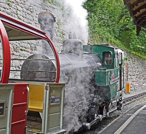 steam-locomotive-3219122_960_720