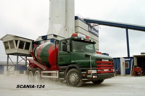SCANIA-124